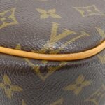 Louis Vuitton Monogram Reporter 28cm M45254 Shoulder Bag - Image 3