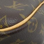Louis Vuitton Monogram Reporter 37cm M45252 Shoulder Bag - Image 3