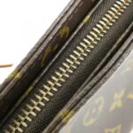 Louis Vuitton Monogram Trotter M51240 Shoulder Bag - Image 4