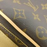 Louis Vuitton Monogram Hobo Cargo M12697 Shoulder Bag - Image 4