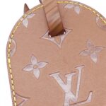 Louis Vuitton Epi XL Soft Pochette M23092 Shoulder Bag - Image 8