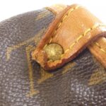 Louis Vuitton Monogram Saumur 30cm M42256 Shoulder Bag - Image 5