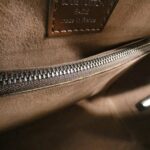 [Vintage] Louis Vuitton Epi Pont Neuf M5205D Bag - Image 9