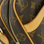 Louis Vuitton Monogram Reporter 28cm M45254 Shoulder Bag - Image 5