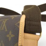 [Vintage] Louis Vuitton Monogram Messenger PM M40106 Shoulder Bag - Image 4