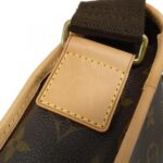 [Vintage] Louis Vuitton Monogram Messenger PM M40106 Shoulder Bag - Image 6