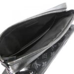 Louis Vuitton Monogram Eclipse Reverse Trio Messenger M69443 Shoulder Bag - Image 6