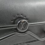 Louis Vuitton Monogram Seal Steamer XS M58707 Shoulder Bag - Image 4