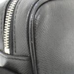 Louis Vuitton Taiga (V Pattern) Outdoor Messenger PM M30703 Shoulder Bag - Image 5