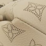 Louis Vuitton Mahina Hand It All PM M24255 Shoulder Bag - Image 3