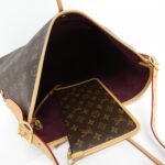 Louis Vuitton Monogram Carryall MM Shoulder Bag M46197 - Image 4