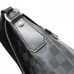 Louis Vuitton Damier Graphite Daniel GM N58033 Shoulder Bag - Image 6