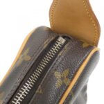 Louis Vuitton Monogram Croissant MM M51512 Shoulder Bag - Image 7