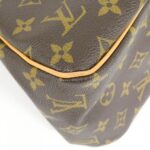 Louis Vuitton Monogram Batignolles Vertical M51153 Shoulder Bag - Image 2