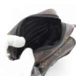 Louis Vuitton Monogram Macassar Christopher Wearable Wallet M69404 Shoulder Bag - Image 6