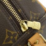 Louis Vuitton Monogram Blois M51221 Shoulder Bag - Image 4
