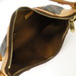 Louis Vuitton Monogram Thames GM M56383 Shoulder Bag - Image 9