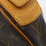 Louis Vuitton Monogram Croissant MM M51512 Shoulder Bag - Image 3