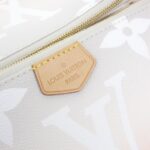 Louis Vuitton By The Pool Multi Pochette Accessoires M57634 Shoulder Bag - Image 5