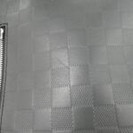 Louis Vuitton Damier Infini Discovery Messenger BB N42418 Shoulder Bag - Image 6