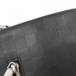 Louis Vuitton Damier Infini Discovery Messenger BB N42418 Shoulder Bag - Image 7
