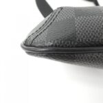 Louis Vuitton Damier Graphite Thomas Shoulder Bag N58028 - Image 3