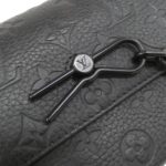 Louis Vuitton Taurillon Monogram Steamer Wearable Wallet M81746 Shoulder Bag - Image 5