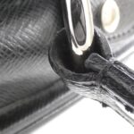 Louis Vuitton Taïga Alexei M32472 Shoulder Bag - Image 7