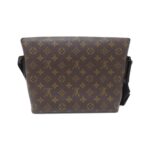 Louis Vuitton Monogram Makassar Magnetic Messenger M45557 Shoulder Bag - Image 2