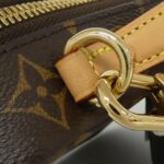 Louis Vuitton Monogram Utility Crossbody Shoulder Bag M80446 - Image 6