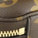 Louis Vuitton Monogram Utility Crossbody Shoulder Bag M80446 - Image 3