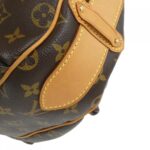 Louis Vuitton Monogram Touram GM M40075 Shoulder Bag - Image 3