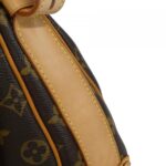 Louis Vuitton Monogram Touram GM M40075 Shoulder Bag - Image 7