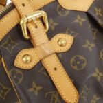 Louis Vuitton Monogram Tivoli GM M40144 Shoulder Bag - Image 5