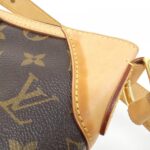 Louis Vuitton Monogram Thames PM M56384 Shoulder Bag - Image 4