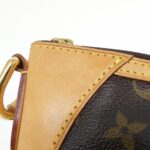 Louis Vuitton Monogram Thames PM M56384 Shoulder Bag - Image 6