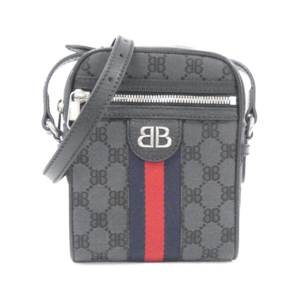 Balenciaga_Hacker_Shoulder_Zip_Bag_680129_2103X_Shoulder_Bag_1