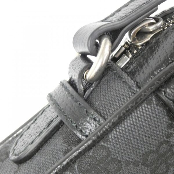 Balenciaga_Hacker_Shoulder_Zip_Bag_680129_2103X_Shoulder_Bag_4