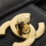 Chanel_1112_Shoulder_Bag_4