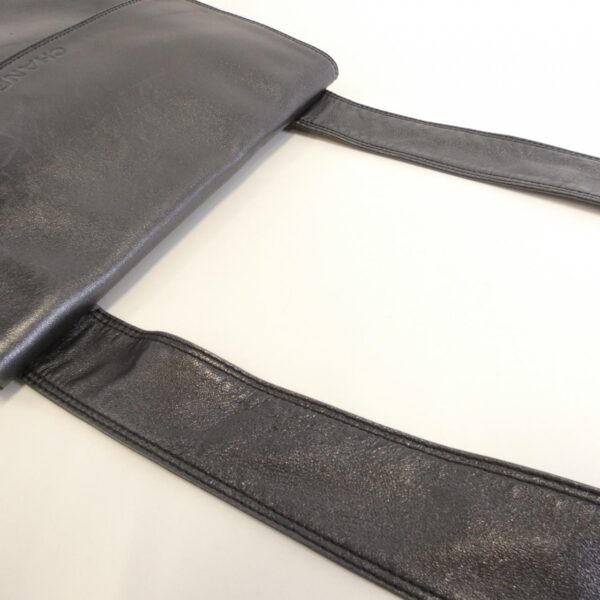 Chanel_13146_Shoulder_Bag_5