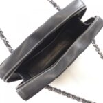 Chanel_17955_Shoulder_Bag_8