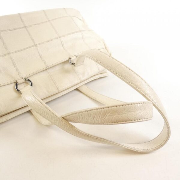 Chanel_28024_Shoulder_Bag_5