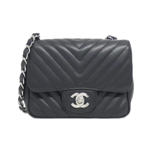 Chanel_35200_Shoulder_Bag_1