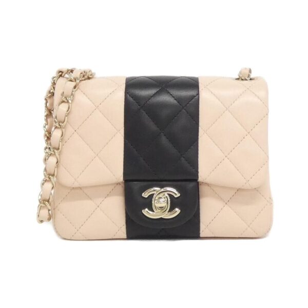 Chanel_35200_Shoulder_Bag_1