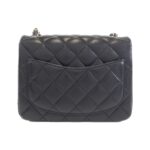 Chanel_35200_Shoulder_Bag_2