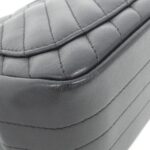 Chanel_35200_Shoulder_Bag_3