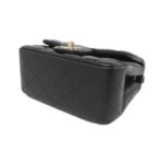 Chanel_35200_Shoulder_Bag_3