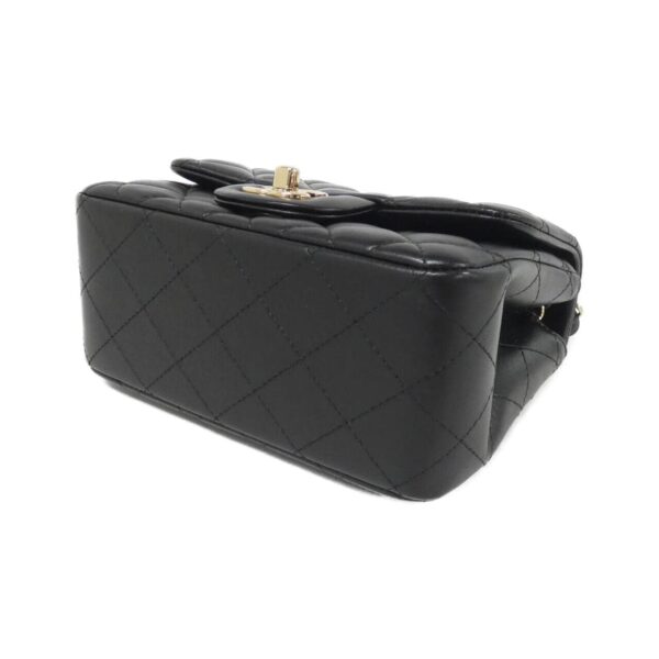 Chanel_35200_Shoulder_Bag_3