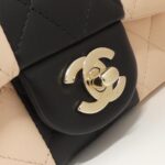 Chanel_35200_Shoulder_Bag_4