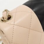 Chanel_35200_Shoulder_Bag_5